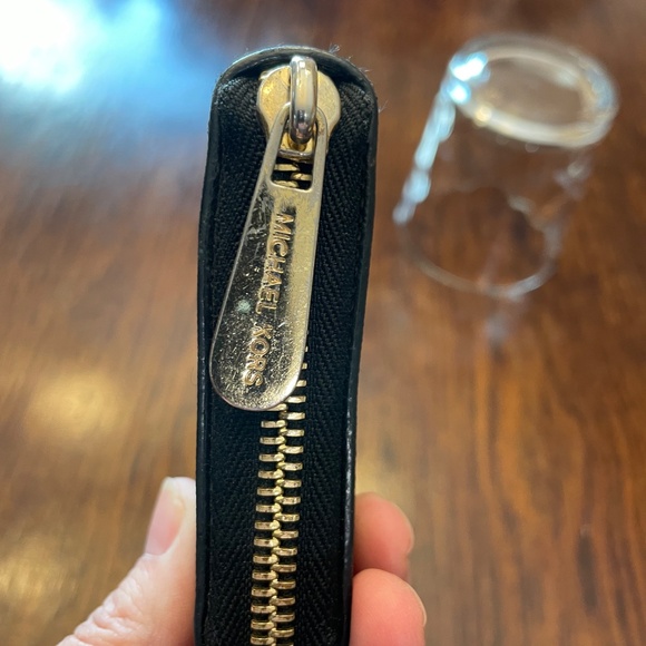 Michael Kors long zip wallet black - Picture 6 of 12